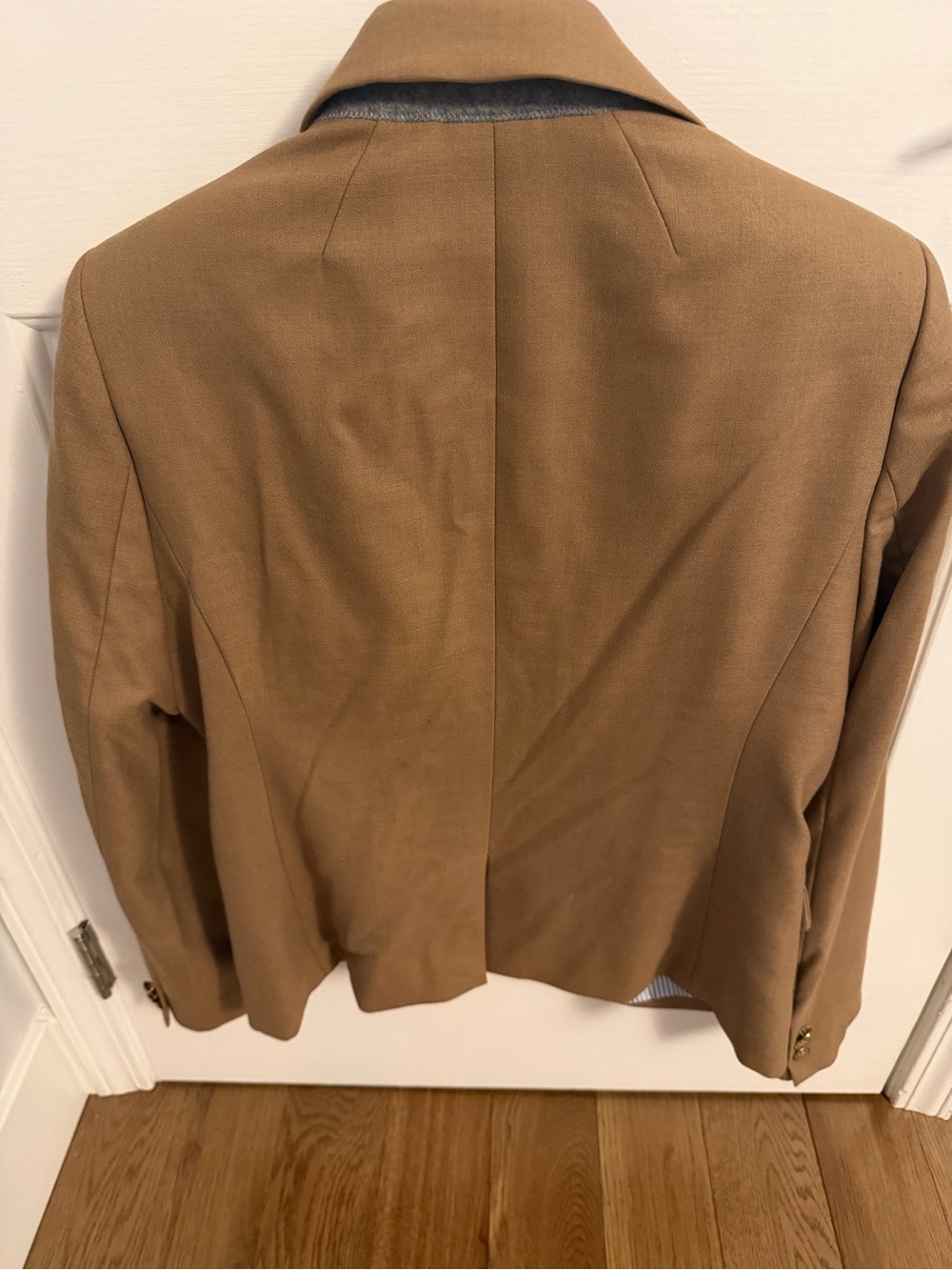 J. Crew Women’s Tan Blazer Sz12- Classic Tailored Fit - Picture 3 of 3